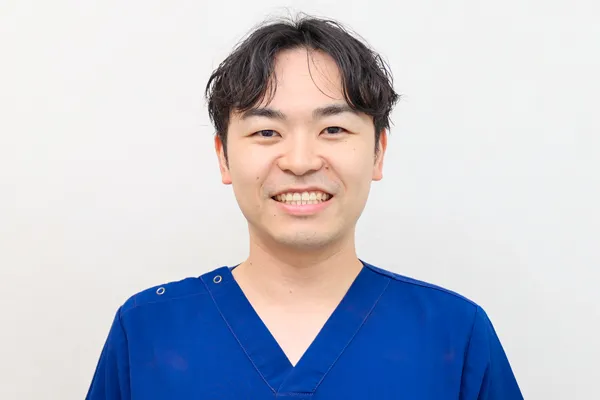 歯科医師：齋藤 佑磨